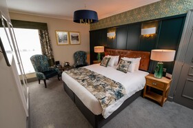 The Riverside Hotel