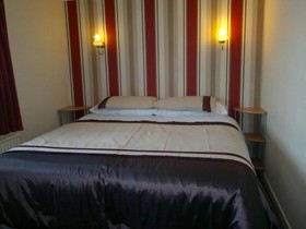 Hunters Lodge Motel
