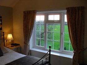 Fernlea Cottage Bed & Breakfast