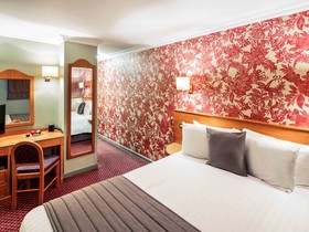 Mercure Chester Abbots Well