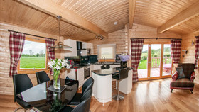 Pheasant Lodge