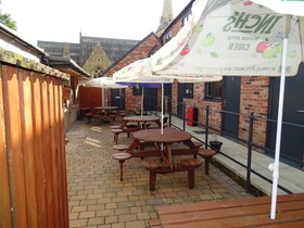 The Oddfellows Hotel Bar & Restaurant
