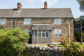 Fieldhead Hotel