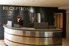 Damon's Hotel