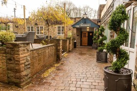 Cross Keys by Chef & Brewer Collection