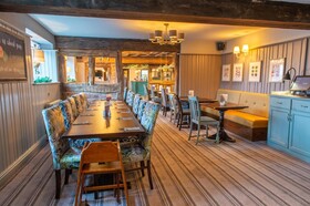 Cross Keys by Chef & Brewer Collection