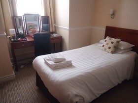 Highfield Hotel
