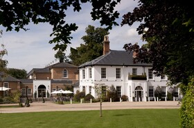 Bedford Lodge Hotel