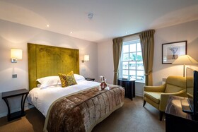 Bedford Lodge Hotel