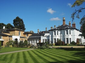 Bedford Lodge Hotel