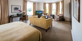 Bedford Lodge Hotel