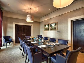 Bedford Lodge Hotel