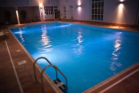 Bedford Lodge Hotel
