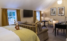 Bedford Lodge Hotel