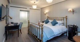 Bedford Lodge Hotel
