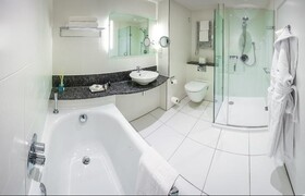 Bedford Lodge Hotel