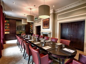 Bedford Lodge Hotel