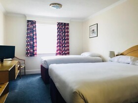 Days Inn by Wyndham Watford Gap