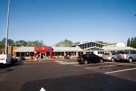 Days Inn by Wyndham Watford Gap