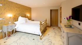 Waternook Lakeside Accommodation