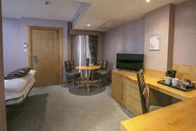 Best Western Premier Knowsley Suites Hotel & Spa