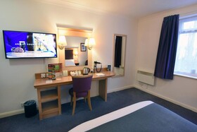 Lea Gate Premier Travel Inn