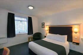 Lea Gate Premier Travel Inn