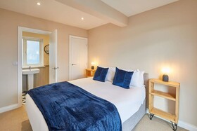 Host Stay Watch House