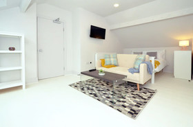Townhouse PLUS @ London Road Stoke