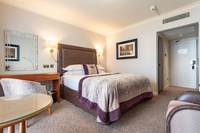 Swan's Nest Hotel