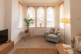 Crescent House Apartments