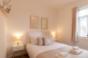 Crescent House Apartments