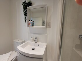 Crescent House Apartments
