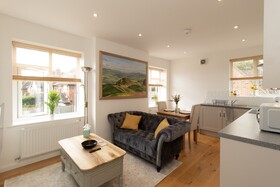 Crescent House Apartments