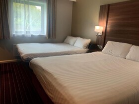 Days Inn by Wyndham Wetherby