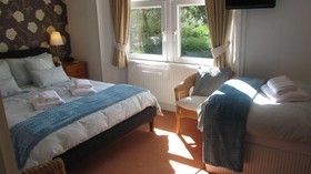 Broadlands Guest House