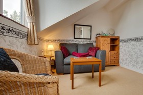 Broadlands Guest House