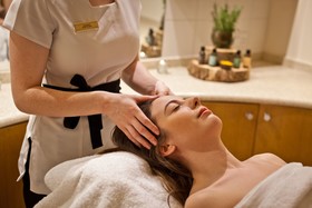 Lakeside Hotel & Spa