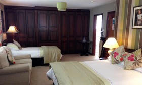 Caldhame Guest Lodge