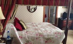 Caldhame Guest Lodge