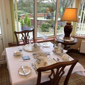 Caldhame Guest Lodge
