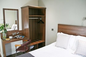 Beechlawn House Hotel