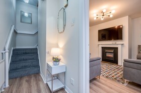 Central Belfast Apartments: Ashley Mews