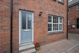 Central Belfast Apartments: Ashley Mews