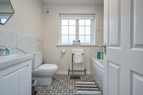 Central Belfast Apartments: Ashley Mews