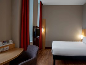 ibis Belfast Queens Quarter