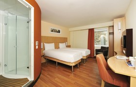 ibis Belfast Queens Quarter