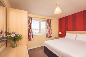 Malone Lodge Hotel & Apartments