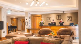 Malone Lodge Hotel & Apartments