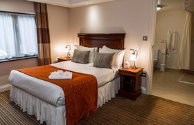 Parador Lodge